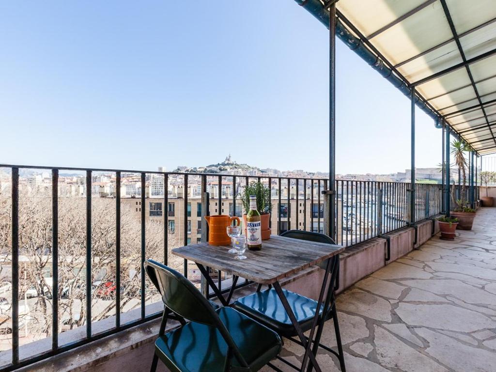 Le Ptit Jaune- Terrasse Sur Le Vieux Port Marseille Kültér fotó